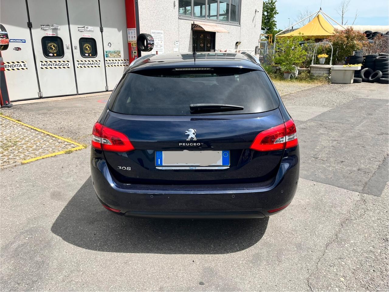 Peugeot 308 1.6 e-HDi 115CV Stop&Start CC Allure