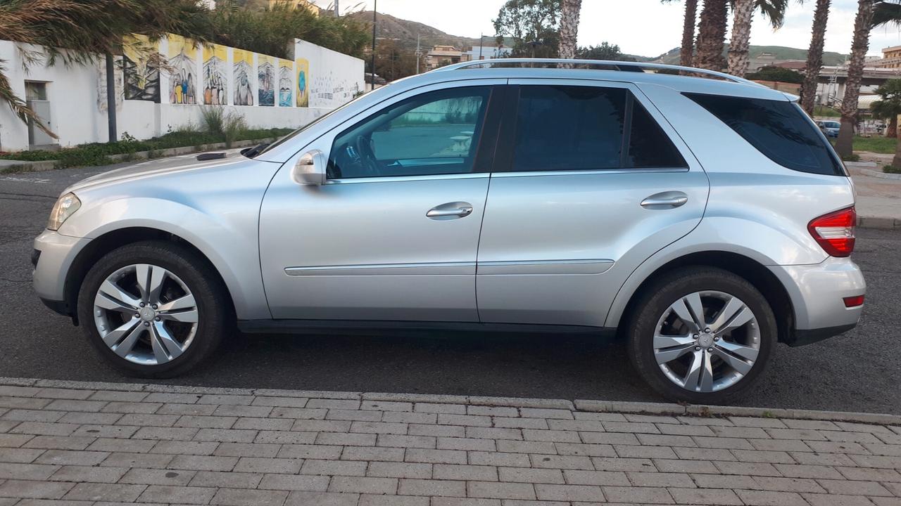 Mercedes-benz ML 320 Restayling SPORT 4MATIC 2009