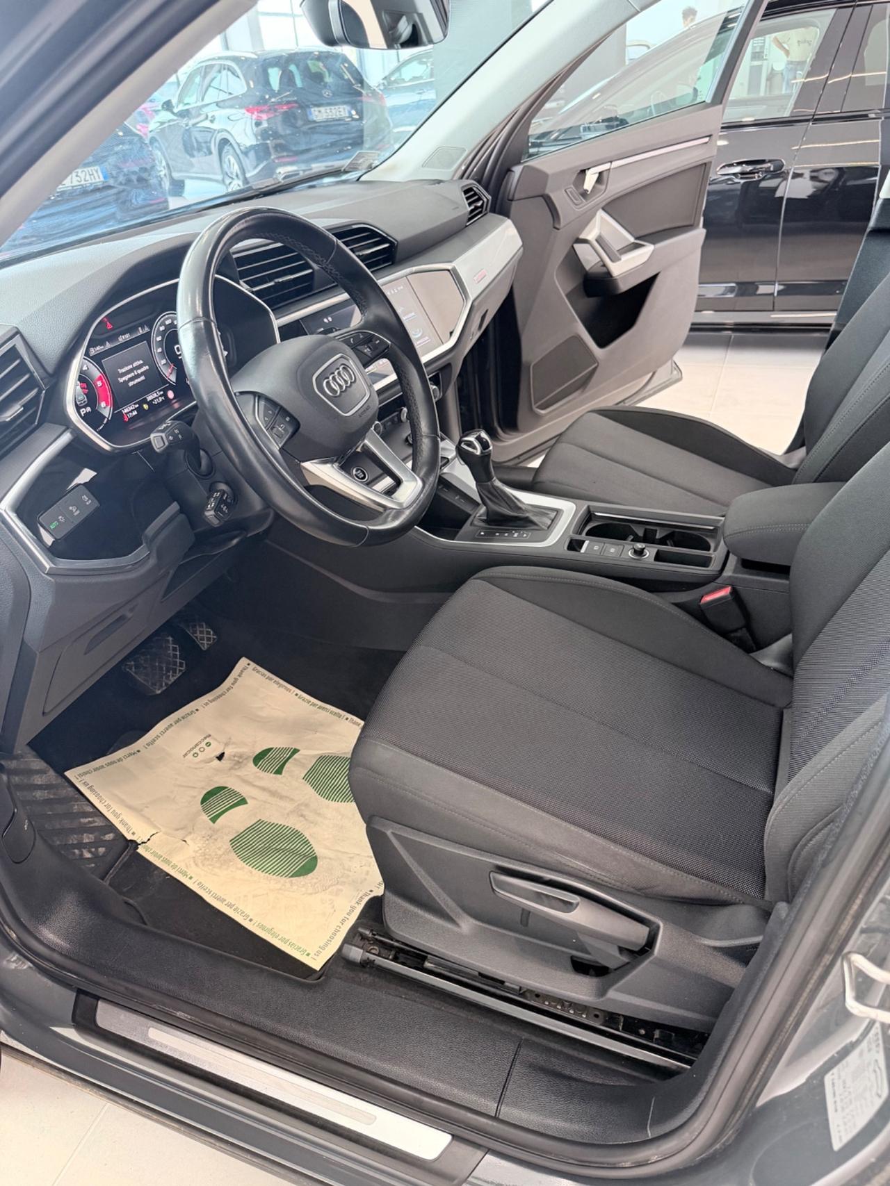 Audi Q3 35 TDI S tronic Business Advanced