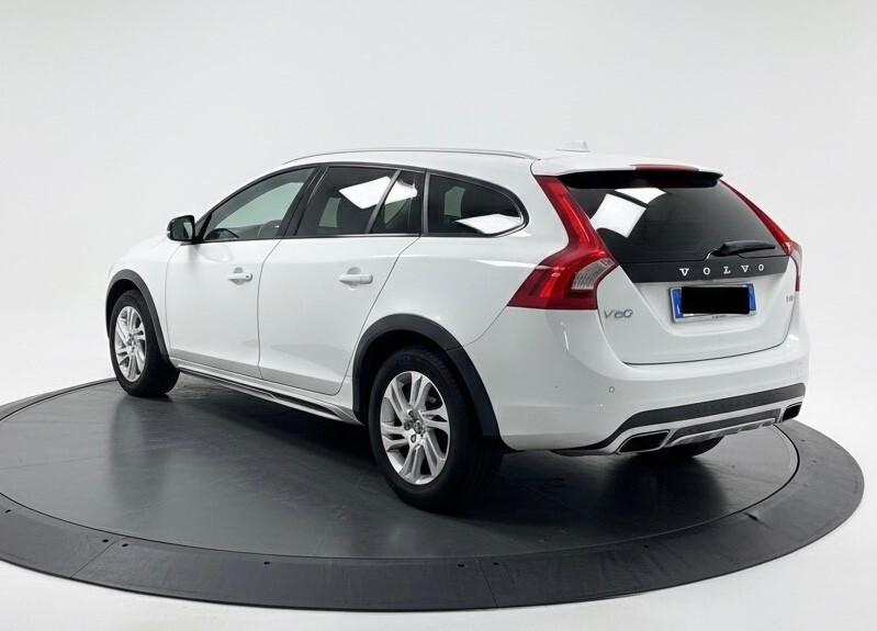 Volvo V60 Cross Country D3 Geartronic Pro MY18
