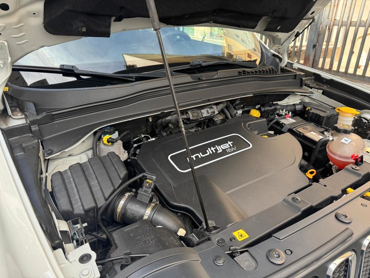 Jeep Renegade 1.6 Mjt 120 CV SPORT