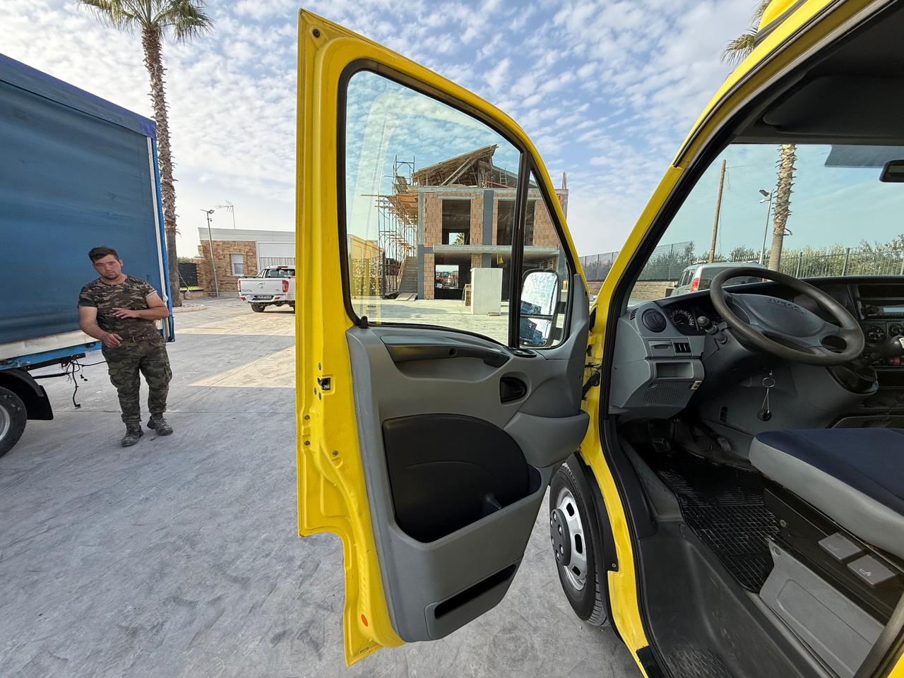 Iveco Daily 35/15 centinato alla francese lungo 5 metriiiii