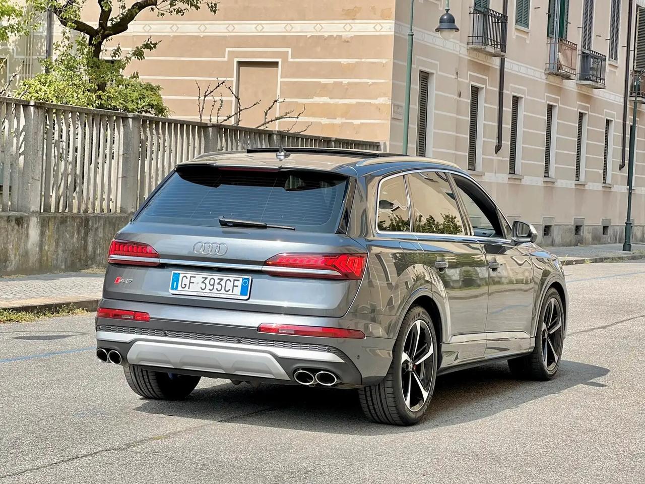 Audi SQ7 4.0 V8 Bi-Turbo TFSi 507cv aut. Tiptronic8 Quattro 7Posti Sport Attitude