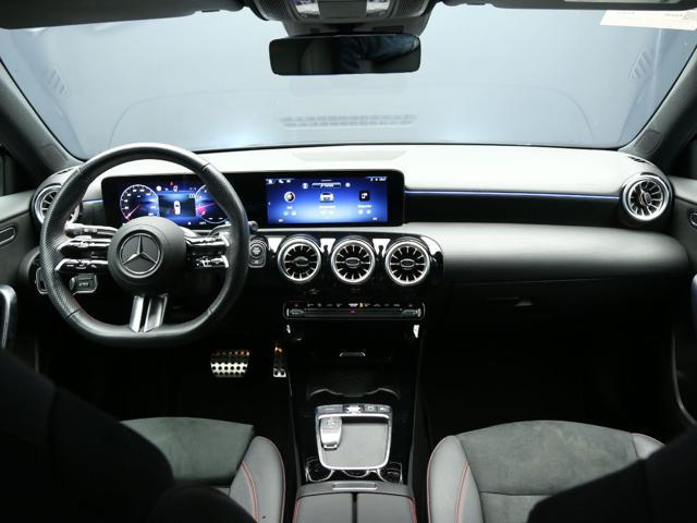 MERCEDES-BENZ A 180 Automatic AMG Line Extra