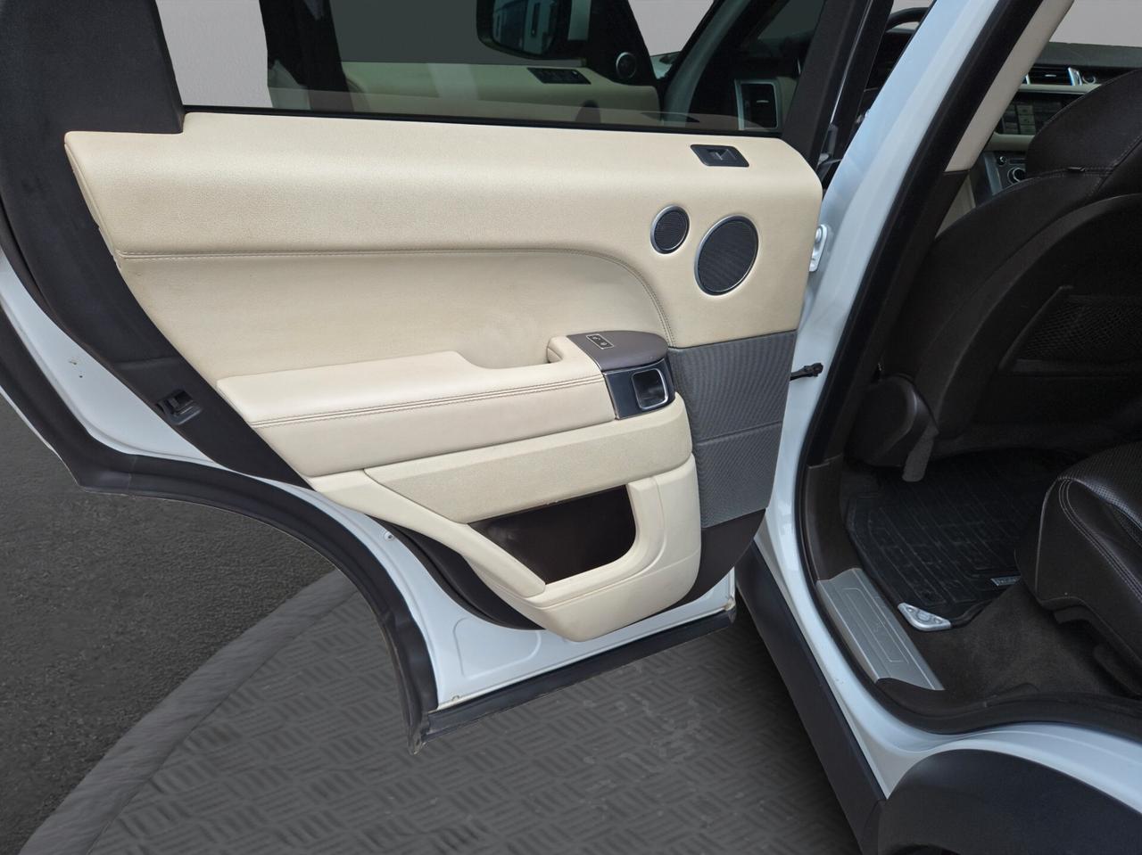 Land Rover Range Sport 3.0 TDV6 HSE Dynamic