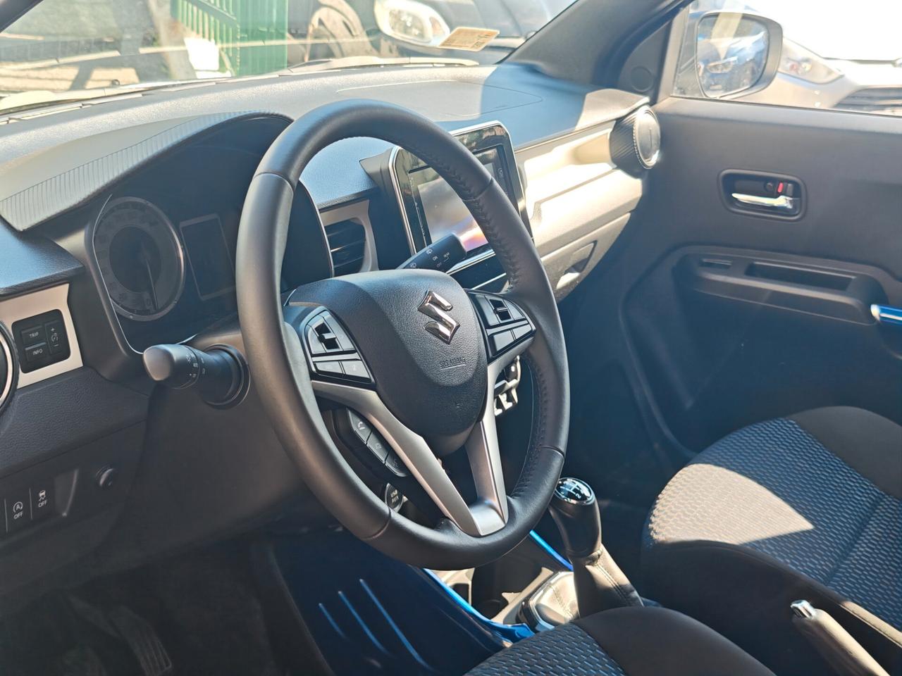 Suzuki Ignis 1.2 Hybrid Top