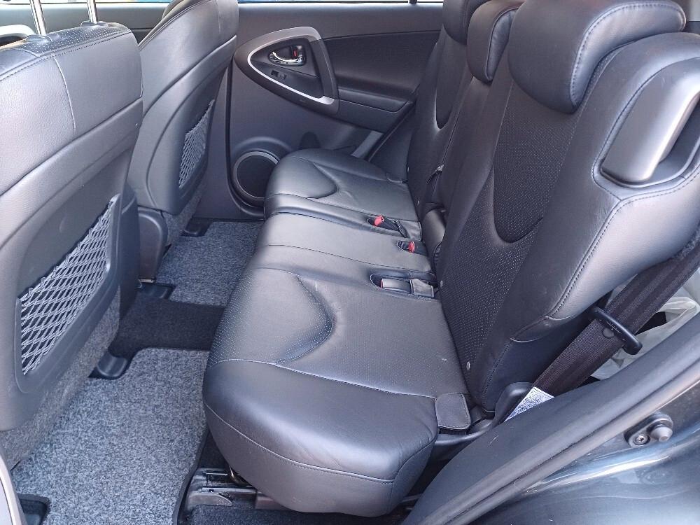Toyota RAV 4 2.2 D-4D 177 CV Luxury Km 75.000