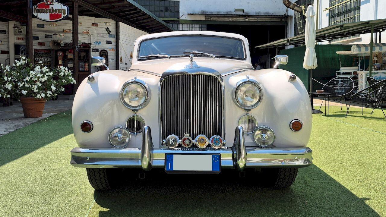 Jaguar Mark IX Saloon MK 9 – 1960 - SUMMER PRICE