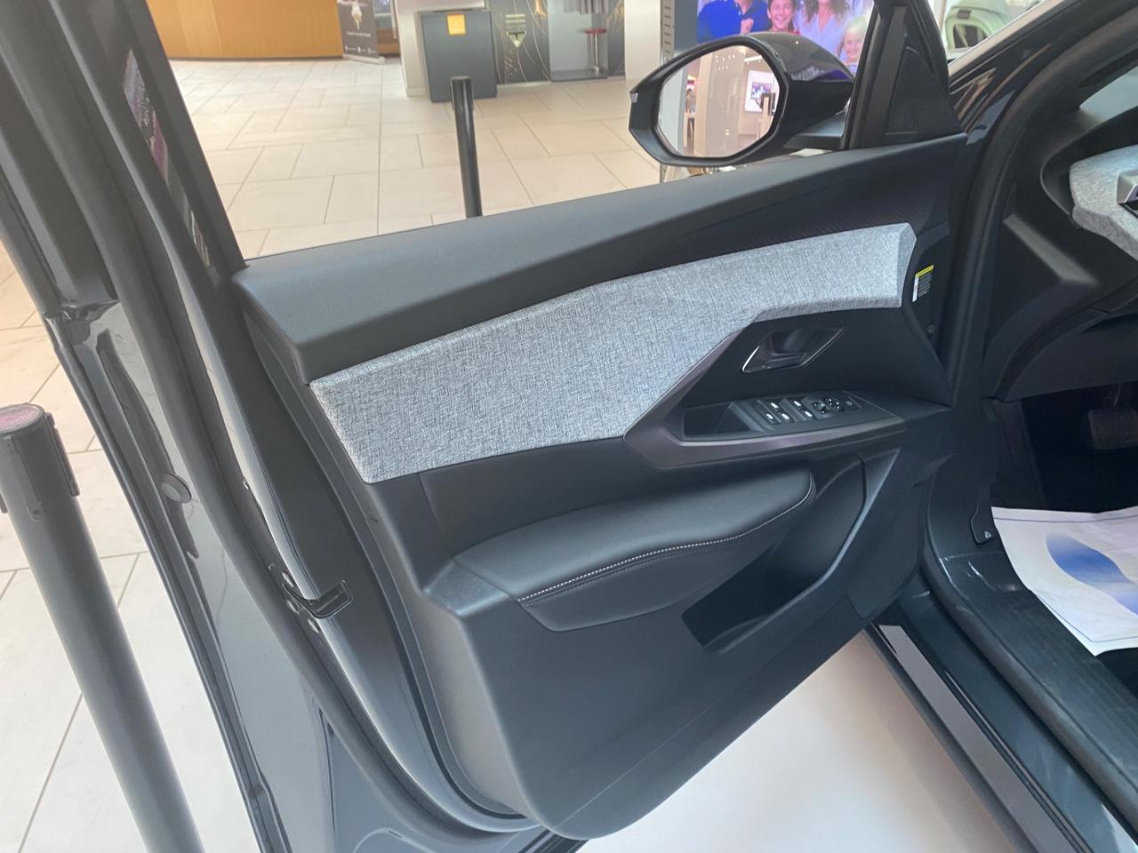 Peugeot 3008 Hybrid 136 e-DCS6 Allure