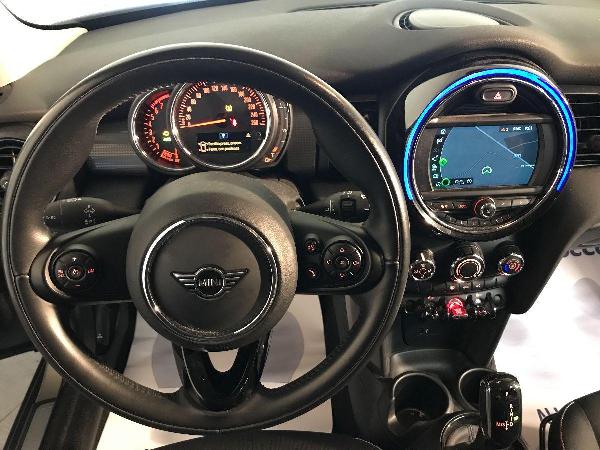 MINI 1.5 Cooper 5 porte