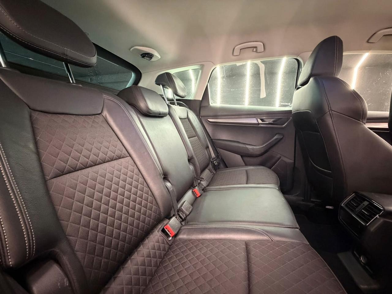 Skoda Karoq 1.6 TDI DSG-KM CERTIFICATI-12 MESI GARANZIA-PERMUTE