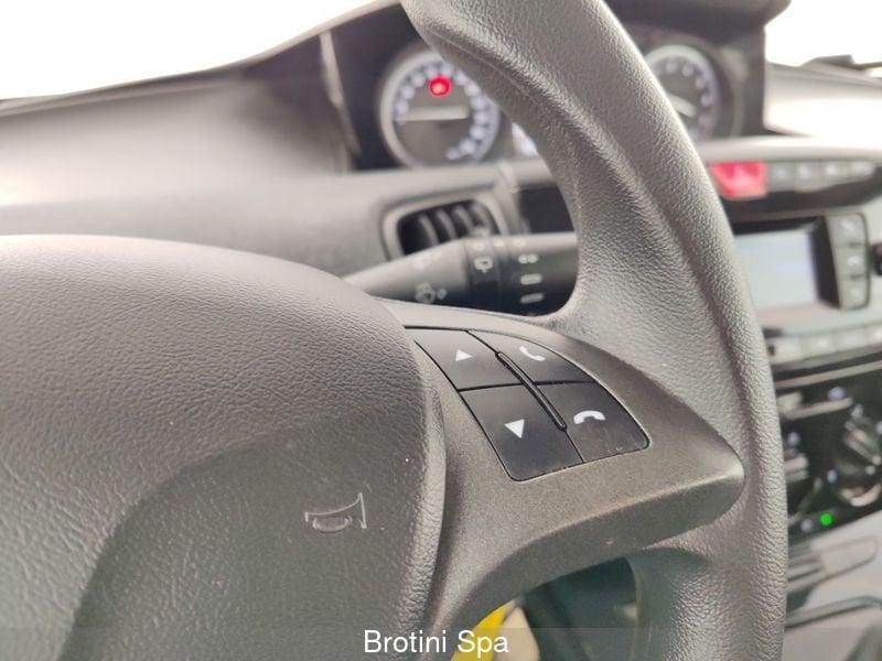 Lancia Ypsilon Ypsilon 1.0 FireFly 5 porte S&S Hybrid Ecochic Silver