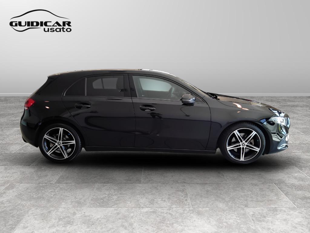 Mercedes-Benz Classe A - W177 2018 - A 180 d Sport Night edition