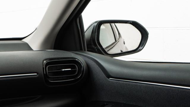 TOYOTA Yaris 1.5 Hybrid IVA ESPOSTA NEOPATENTATI