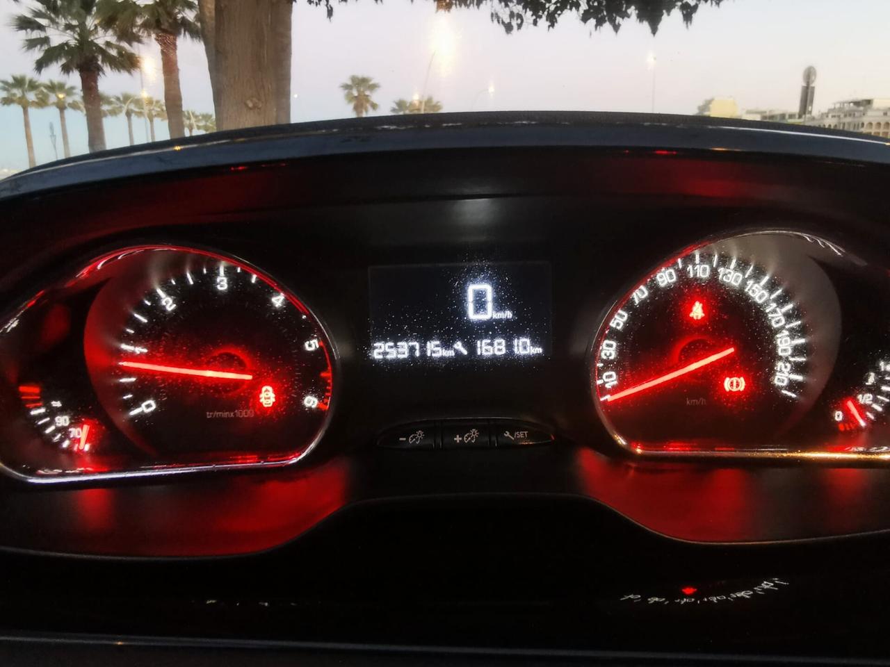 Peugeot 208 1.6 e-HDi 92CV 5P. Allure SUPERPREZZO