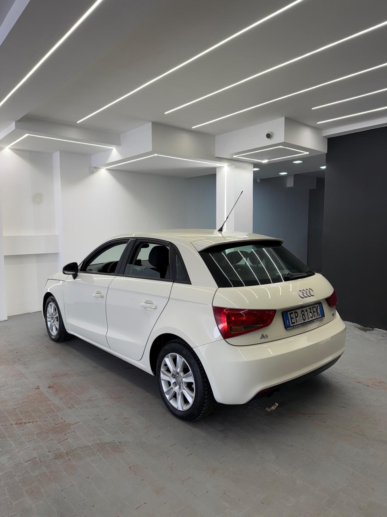 Audi A1 SPB 1.6 TDI S tronic Attraction