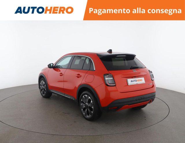 FIAT 600 Hybrid DCT MHEV La Prima