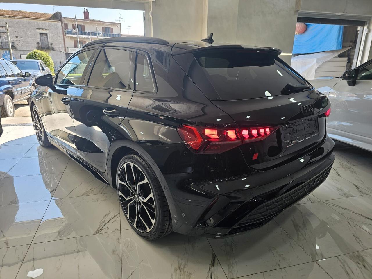 NUOVA AUDI A3 SPORTBACK S-LINE 35 TDI 150CV S-TRONIC IDENTITY BLACK