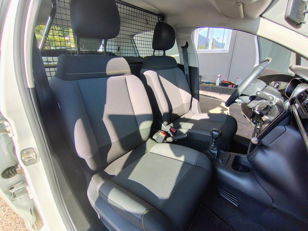 Citroen C3 BlueHDi 100 S&S Van LIVE