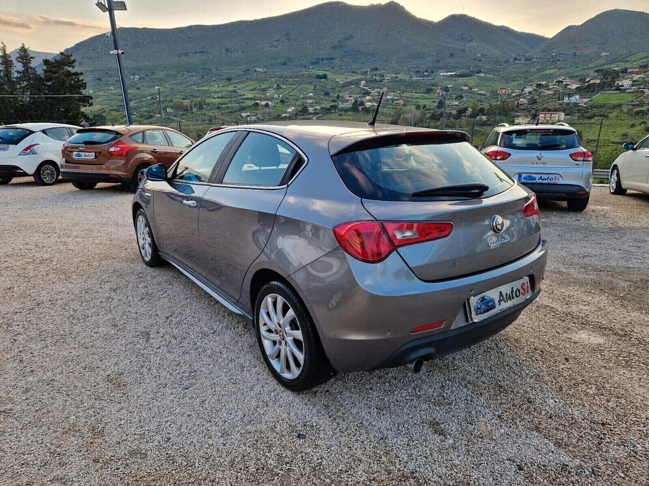 Alfa Romeo Giulietta 1.6 JTDm-2 105 CV Distinctive