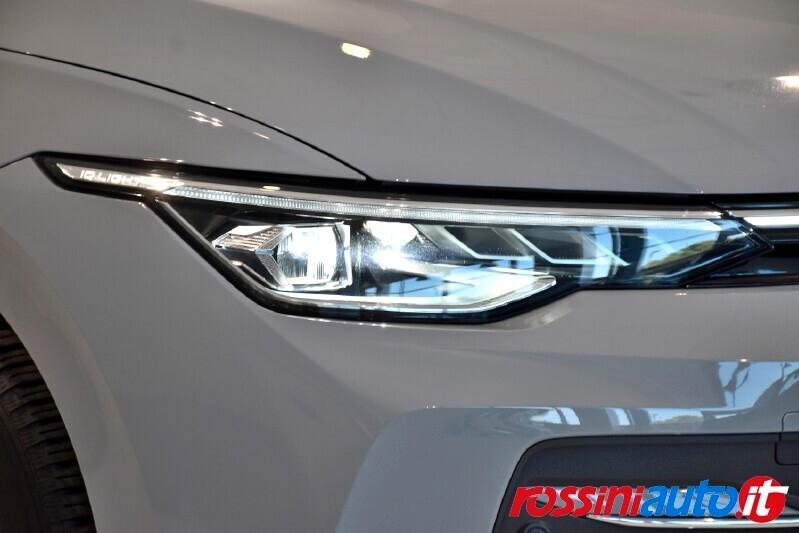VOLKSWAGEN GOLF 8.5 1.5 ETSI 150 CV LIFE GOAL EDITION + MATRIX