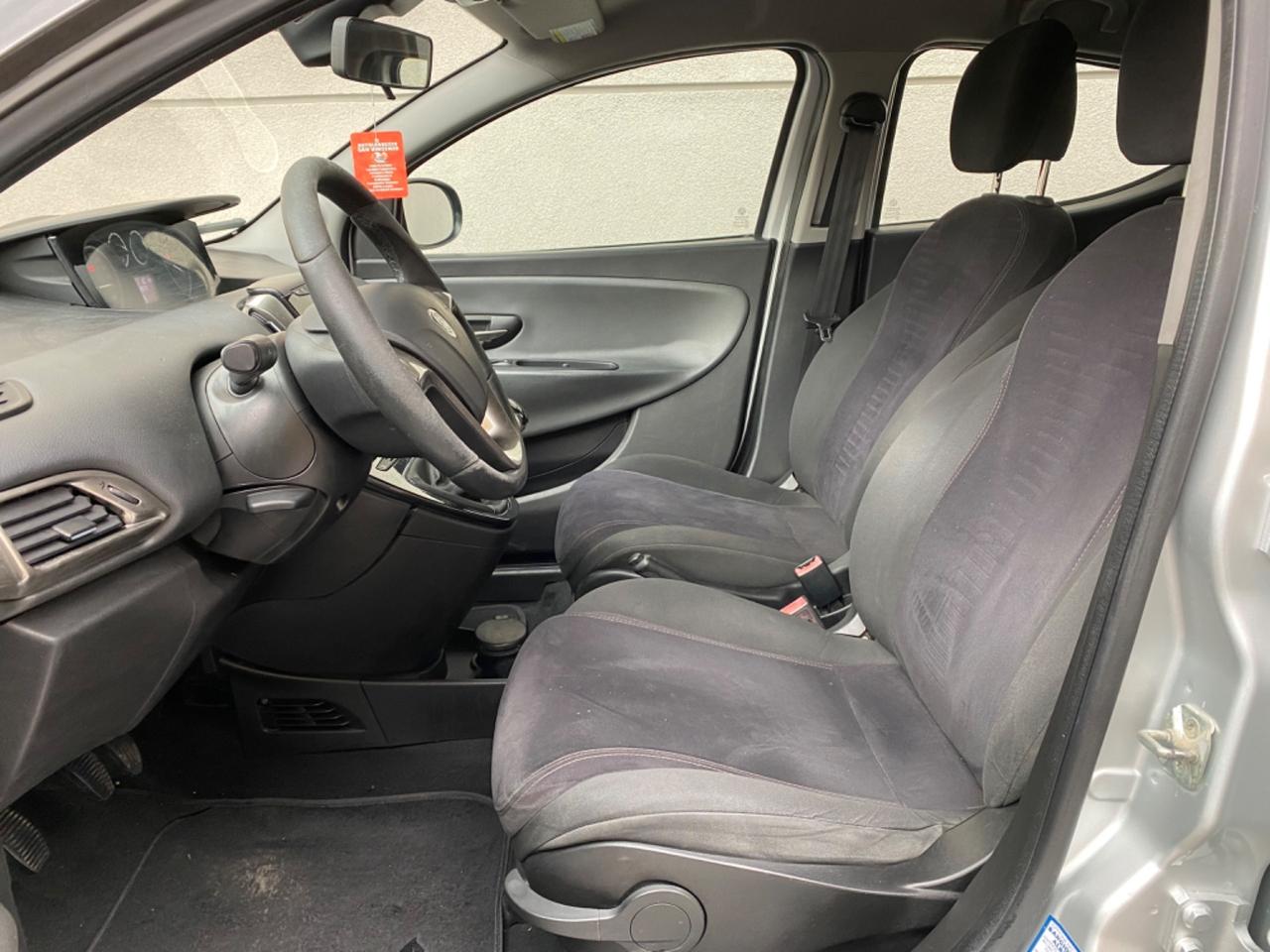 Lancia Ypsilon 1.2 Benzina