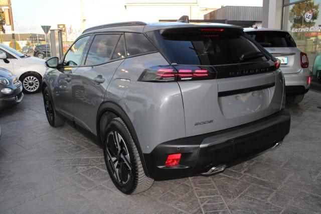 Peugeot 2008 1.2 Allure s&s 130cv eat8 con Navigatore e Carplay