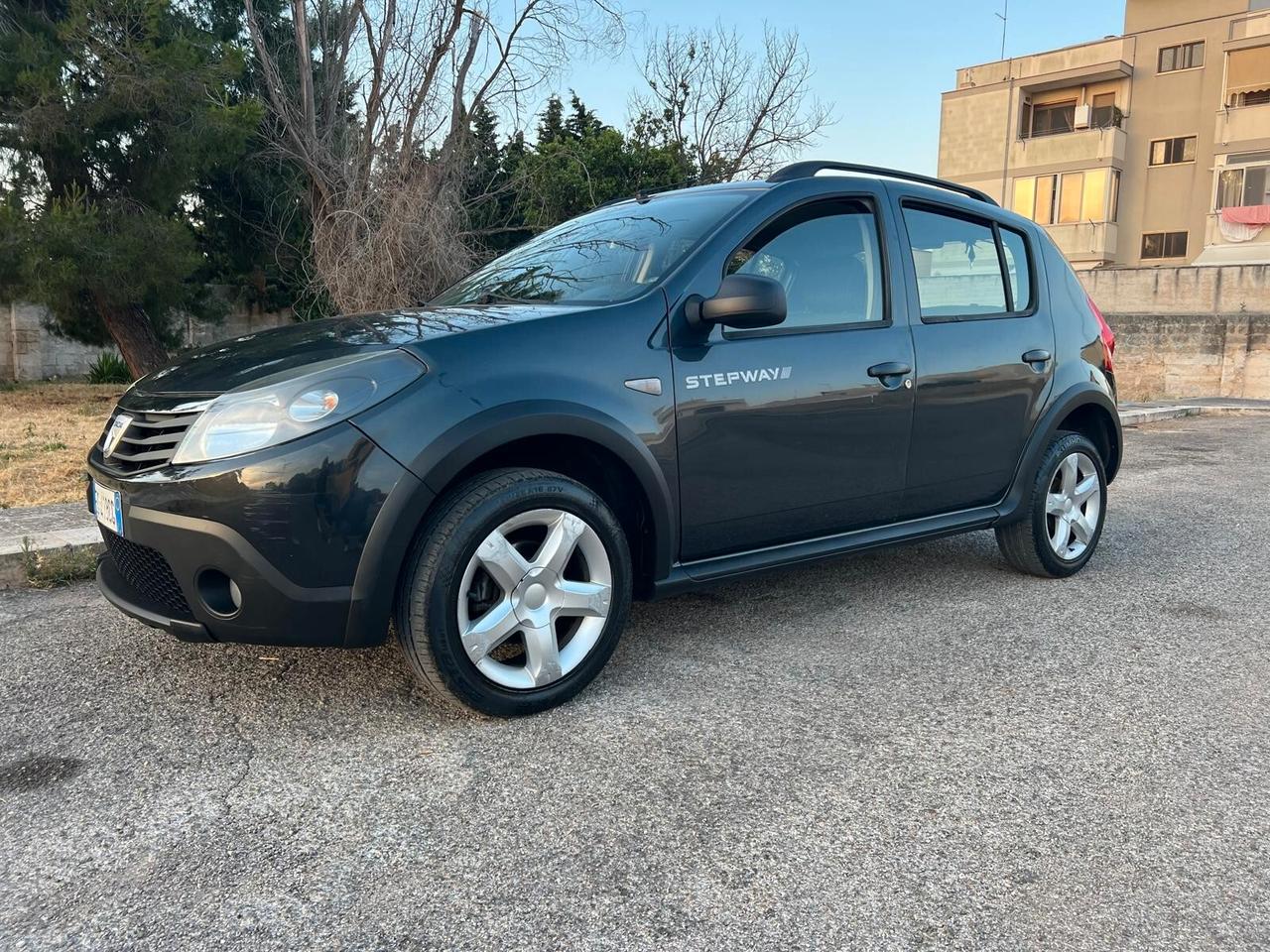 Dacia Sandero Stepway 1.6 8V GPL 85CV
