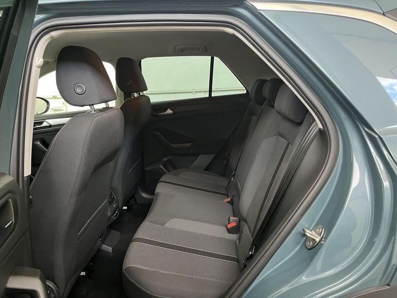 Volkswagen T-Roc T-Roc 2.0 tdi Life 150cv dsg tua da 259,00 al mese