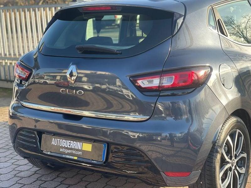 Renault Clio TCe 90 GPL 5 porte Moschino Zen