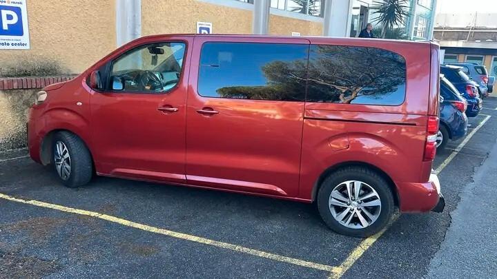 Peugeot Traveller BlueHDi 180 S&S EAT8 Compact Business