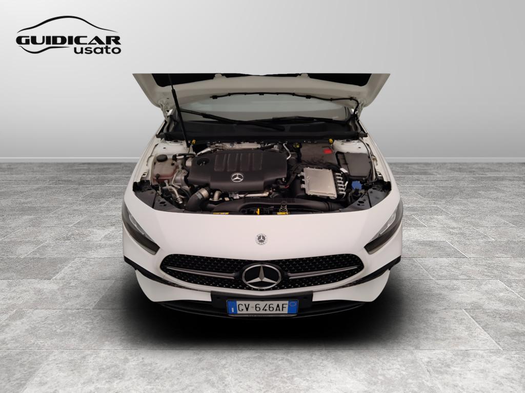 Mercedes-Benz Classe A - W177 2018 - A 180 d AMG LINE Premium