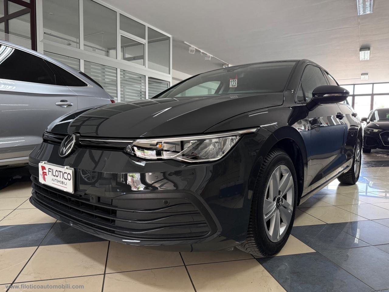 VOLKSWAGEN Golf 2.0 TDI 115 CV SCR Life KM 85.963 | USATO GARANTITO