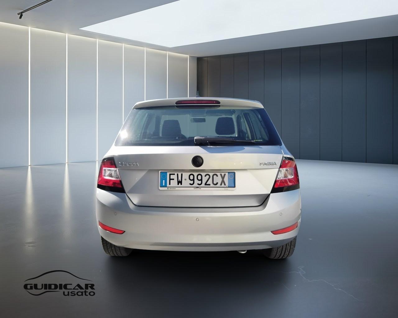 SKODA Fabia III 2015 Berlina - Fabia 1.0 mpi Business 75cv my19