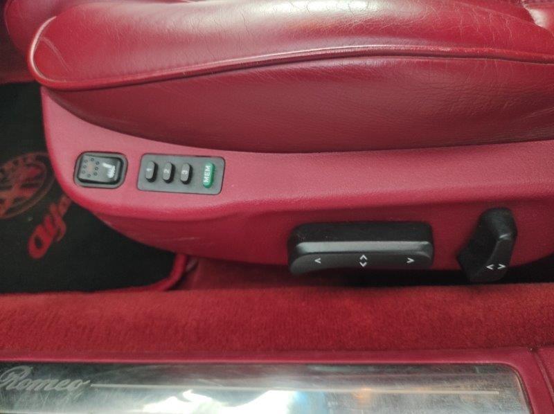 ALFA ROMEO 166 - 3.0i V6 24V cat Super Distinctive