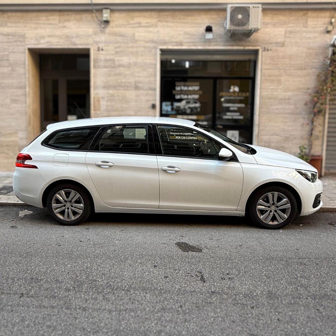 Peugeot 308 130cv S&S SW Allure