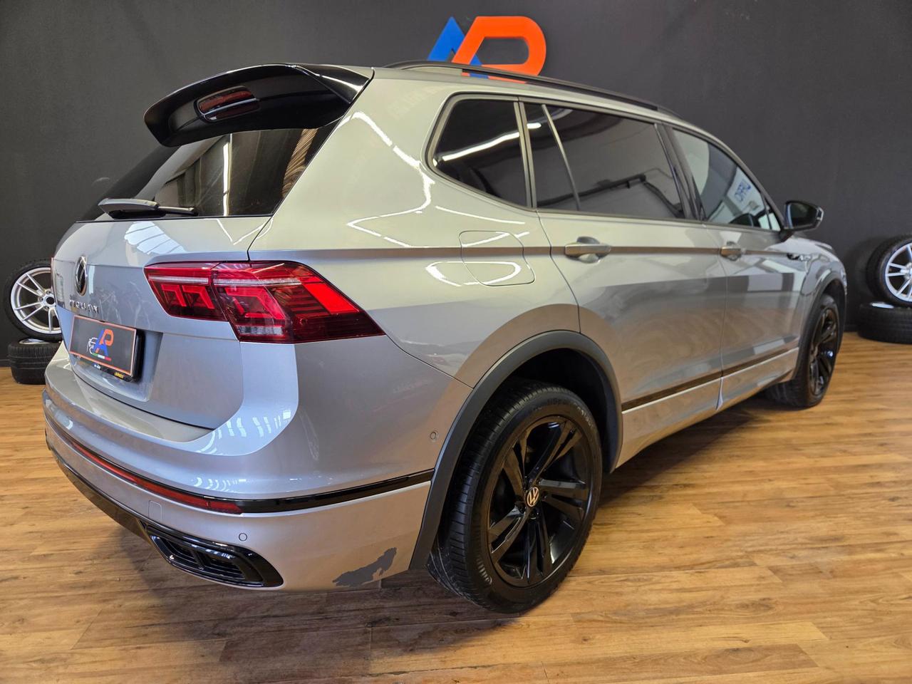 Volkswagen Tiguan Allspace 2.0 tdi R-Line 150cv 7p.ti dsg