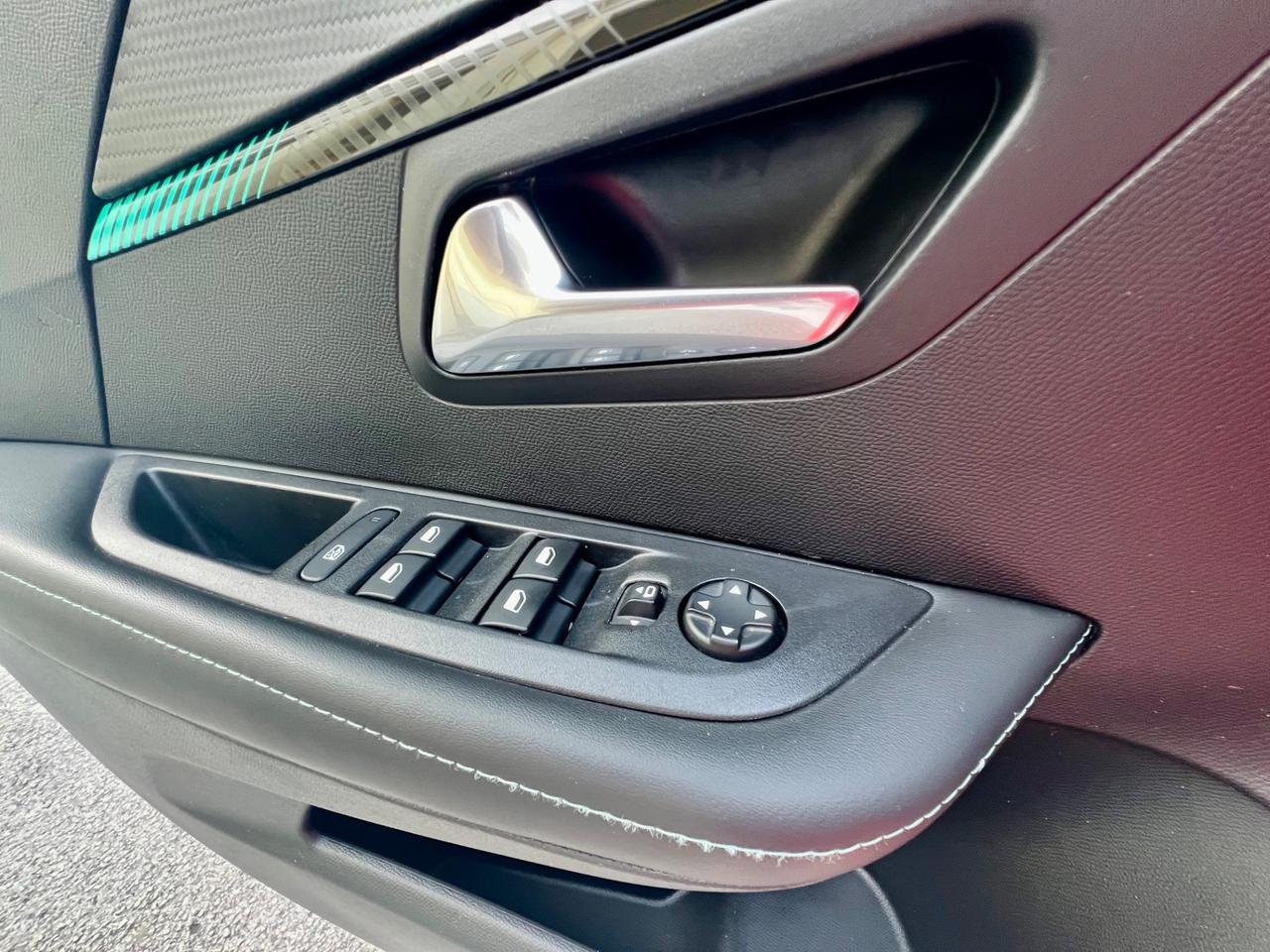 Peugeot 208 5 porte Acc.Permute