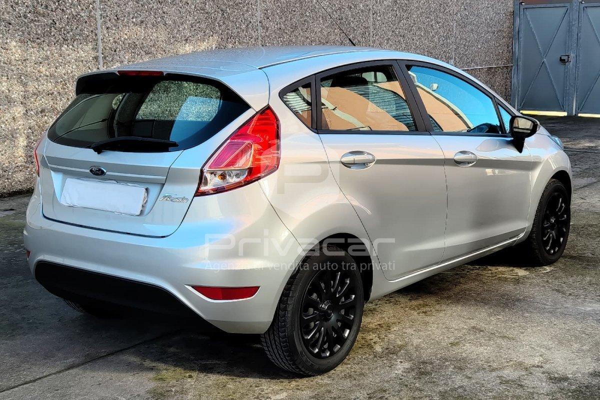 FORD Fiesta 1.2 82CV 5 porte Black & White Edition