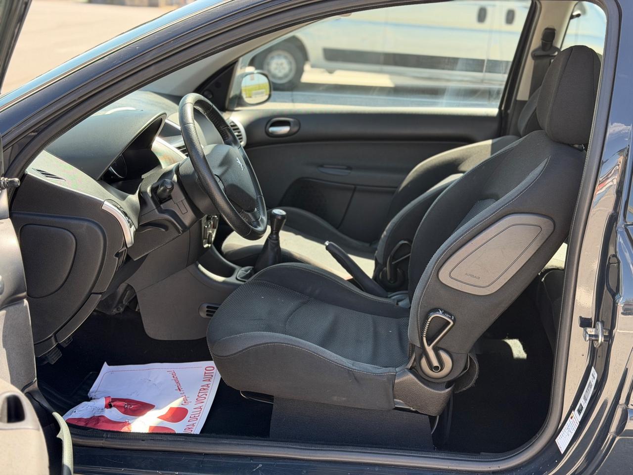 Peugeot 206 Plus 1.1 benzina 2010 GPL NEOPATENTATI