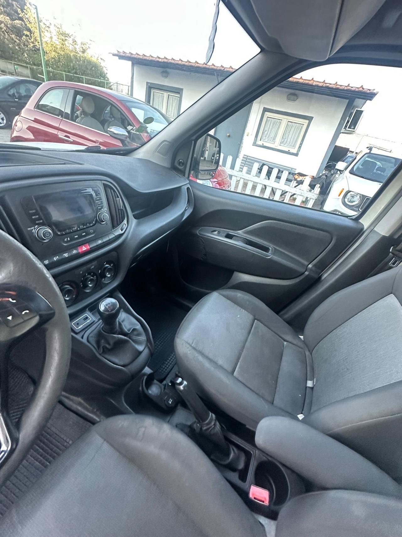 Fiat Doblo coibentato