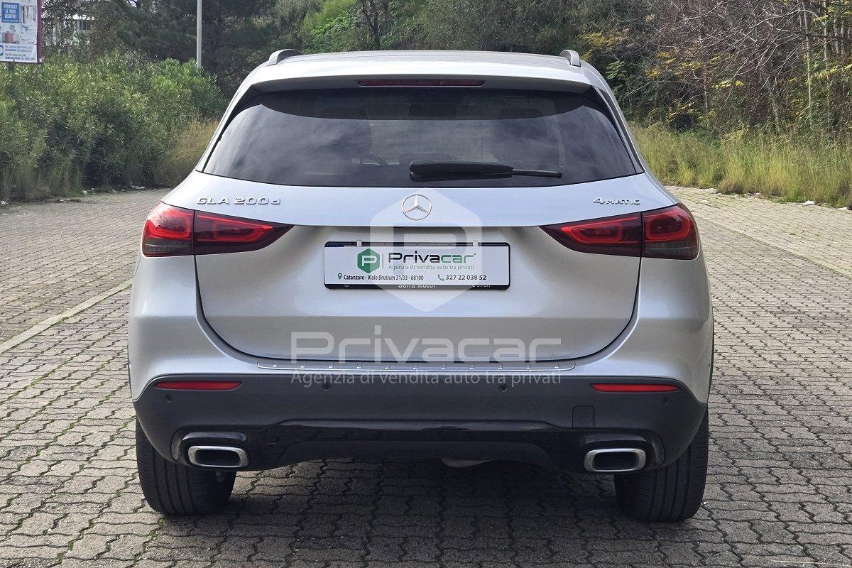 MERCEDES GLA 200 d Automatic 4Matic Premium