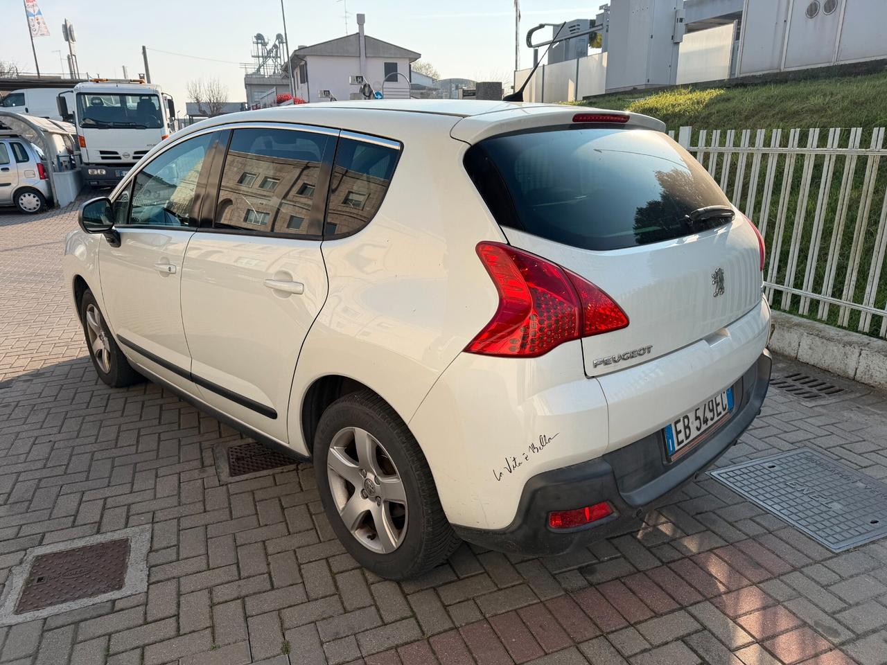 Peugeot 3008 1.6 HDi 110CV Tecno