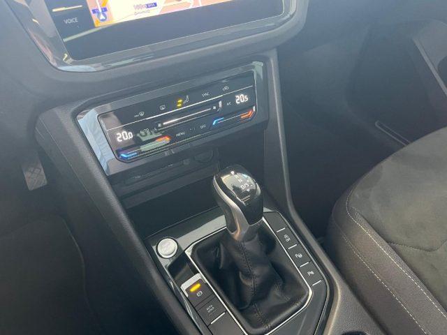 VOLKSWAGEN Tiguan 2.0 TDI 150 CV SCR DSG Elegance