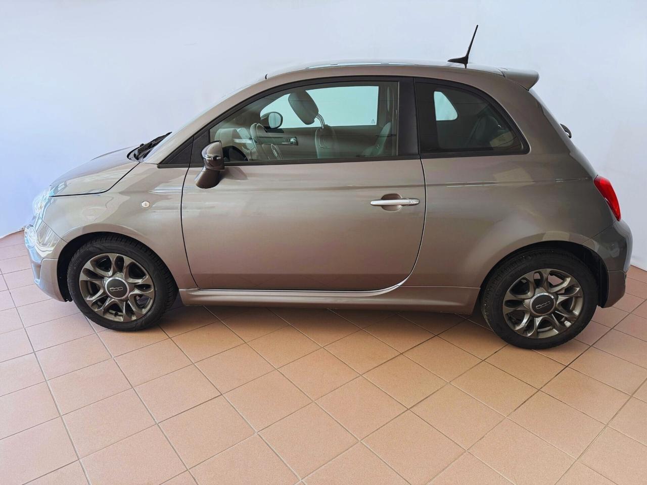 Fiat 500 1.0 Hybrid Connect