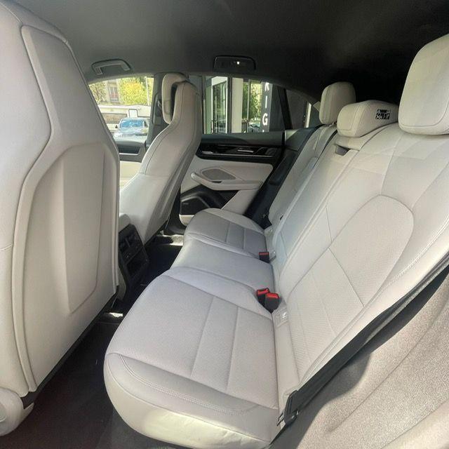 PORSCHE - Macan EV - 4