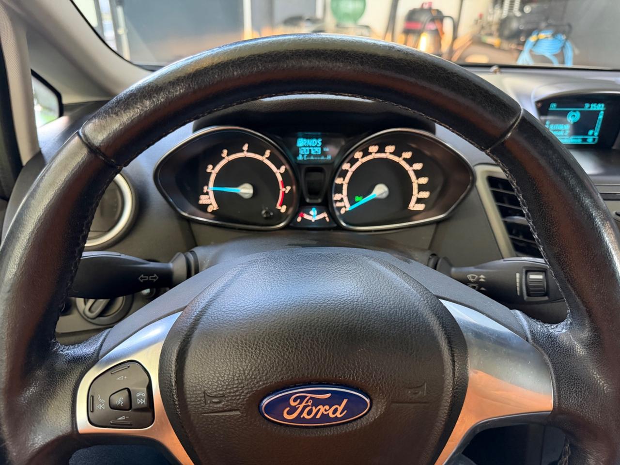 Ford Fiesta 1.0 EcoBoost 100CV Powershift Titanium