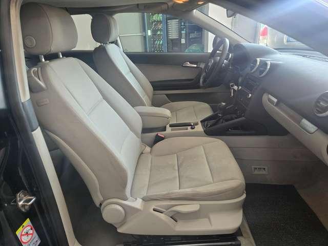 Audi A3 A3 1.6 tdi Attraction 90cv