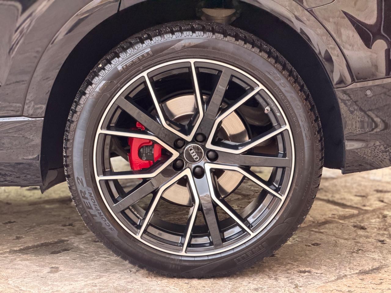 Audi Q8 50 TDI 286 CV QUATTRO S LINE EDITION TETTO MATRIX LED