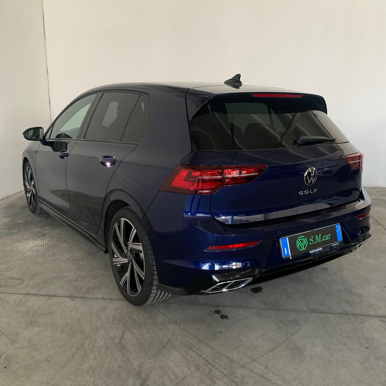 Volkswagen Golf VIII tsi EVO R-Line EXTRA GARANZIA